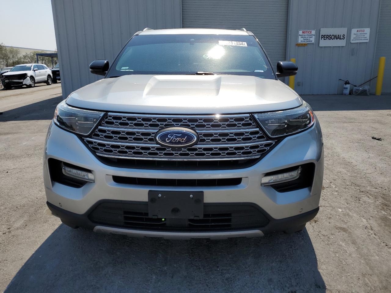 2020 Ford Explorer - Image 5