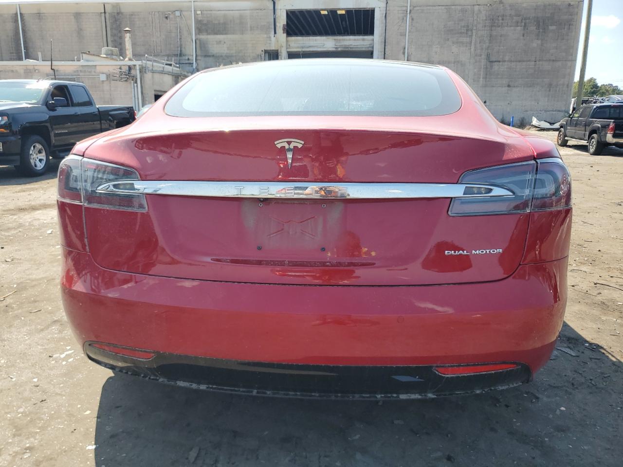 5YJSA1E25LF390797 2020 Tesla Model S