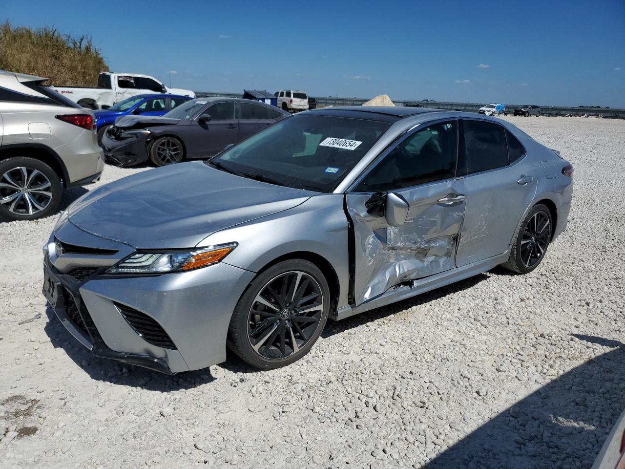 4T1BZ1HK7JU501208 2018 TOYOTA CAMRY - Image 1