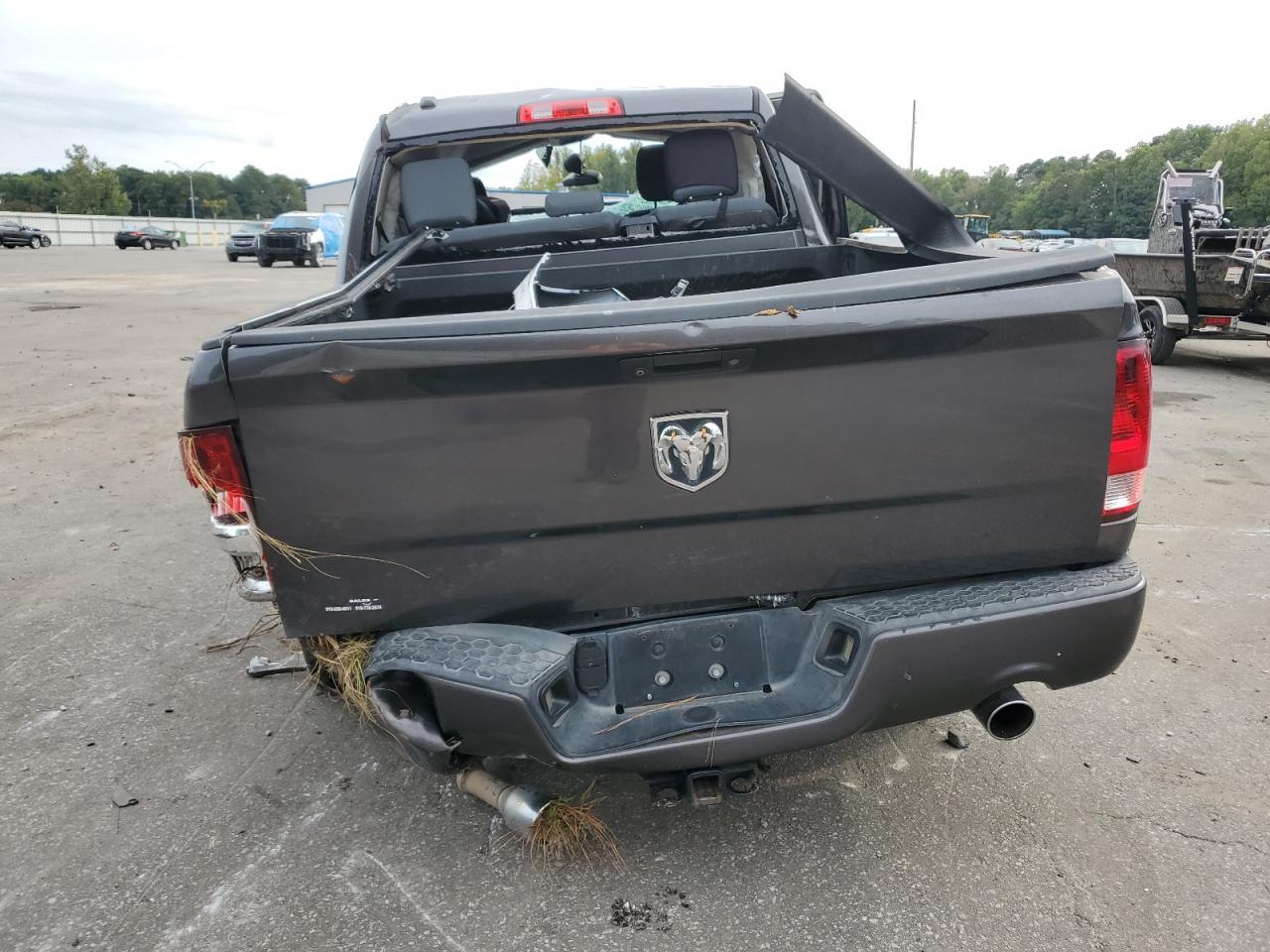 2014 Ram 1500 St VIN: 1C6RR6KT5ES271632 Lot: 70234264