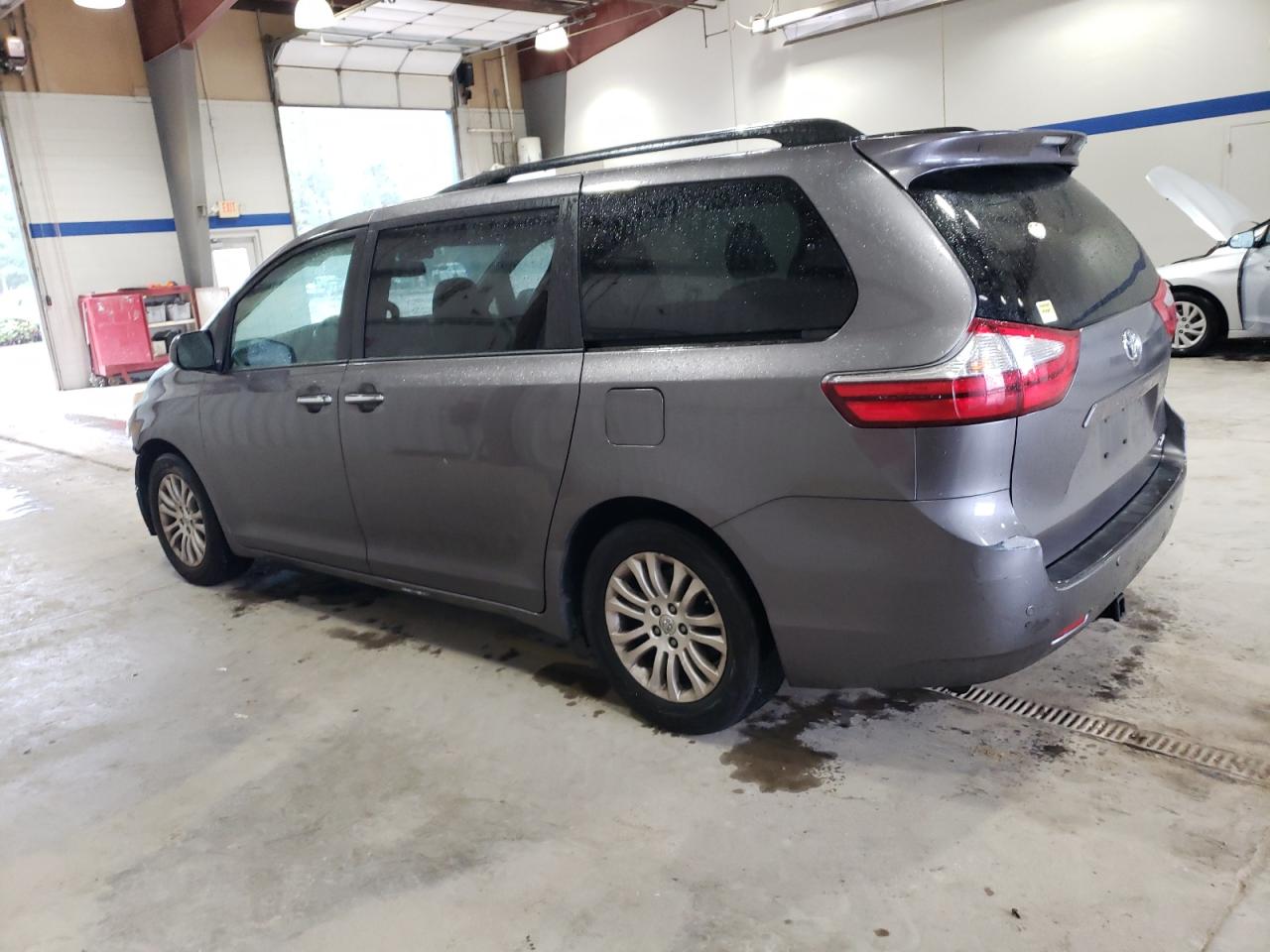 2015 Toyota Sienna Xle VIN: 5TDYK3DC8FS551253 Lot: 71821784