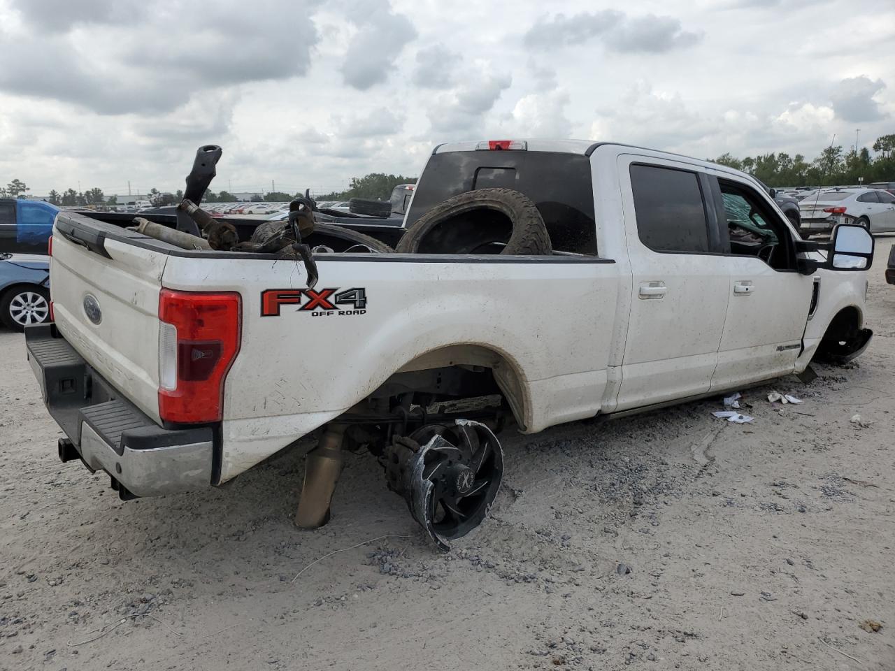 2019 Ford F250 - Image 3