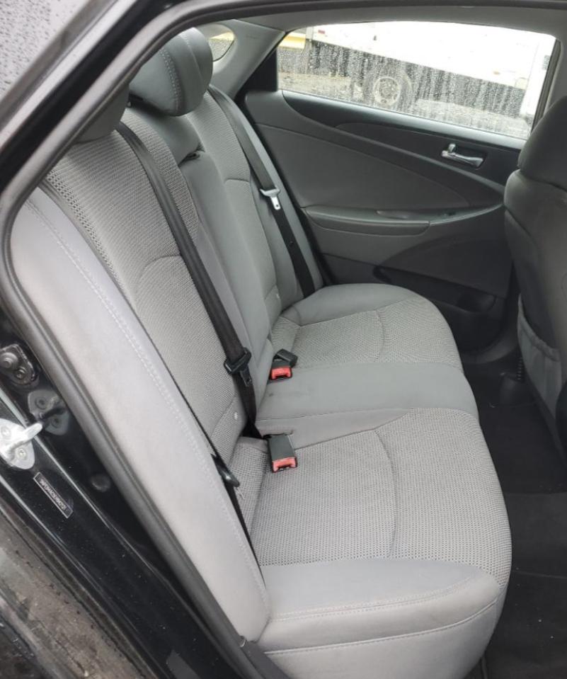 2014 Hyundai Sonata - Image 10