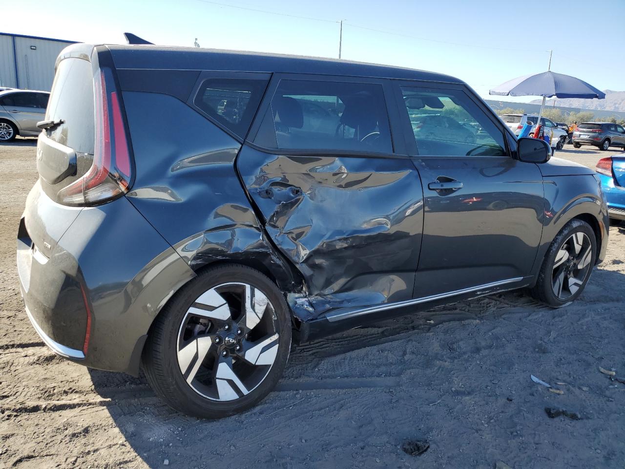 2023 Kia Soul - Image 3