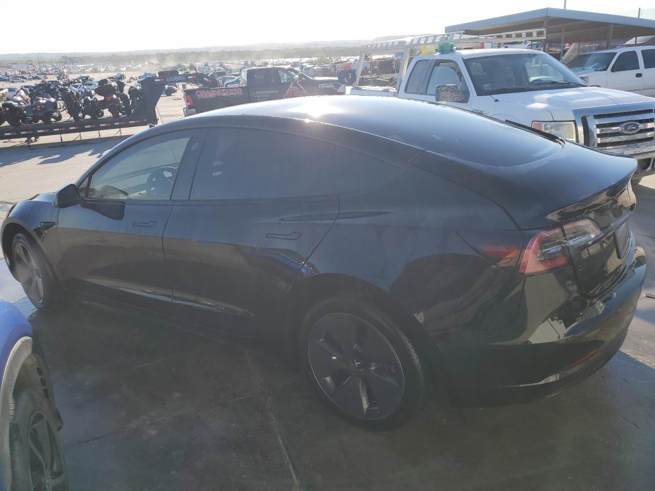 5YJ3E1EA0PF567052 2023 TESLA MODEL 3 - Image 2