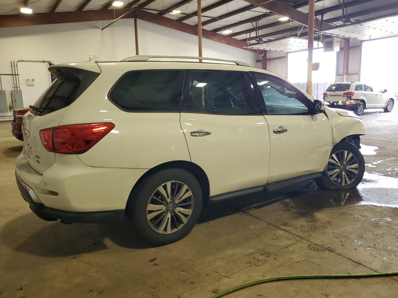 2020 Nissan Pathfinder - Image 3