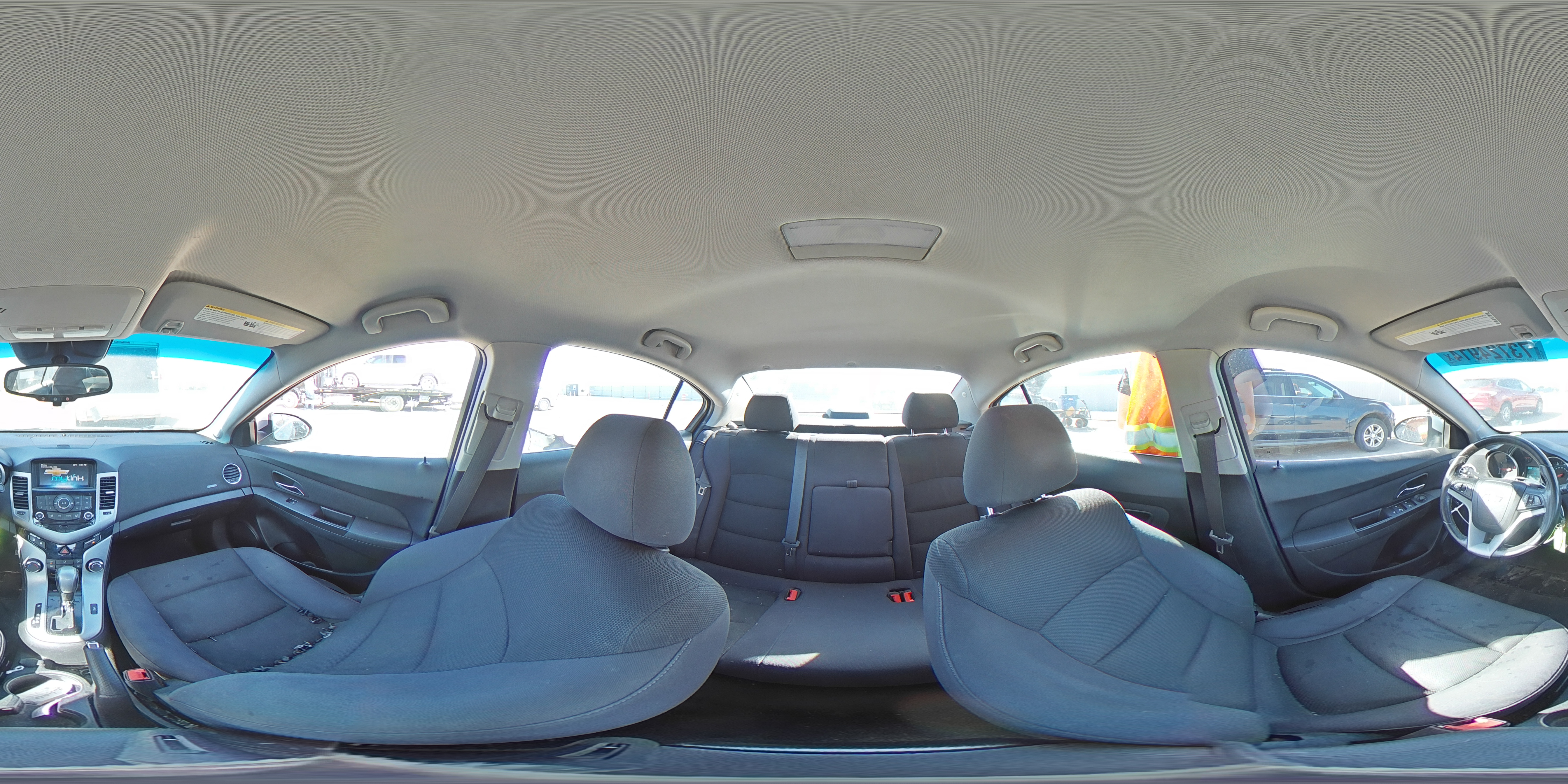 2014 Chevrolet Cruze - Image 13