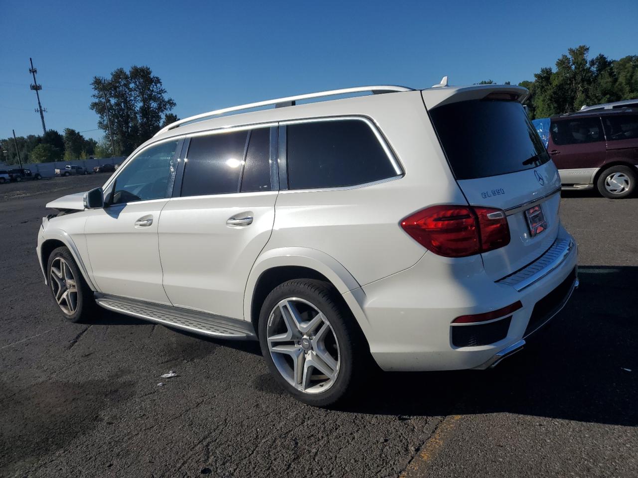 VIN 4JGDF7DE3FA441120 2015 MERCEDES-BENZ GL-CLASS no.2