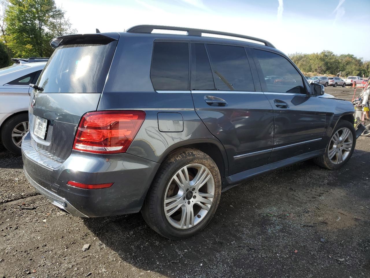 VIN WDCGG8JB2DF974830 2013 MERCEDES-BENZ GLK-CLASS no.3