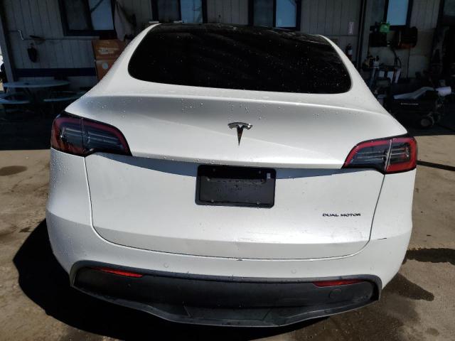  TESLA MODEL Y 2022 Белый