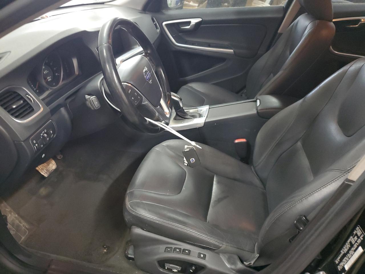 YV140MFJ5F1357986 2015 Volvo S60