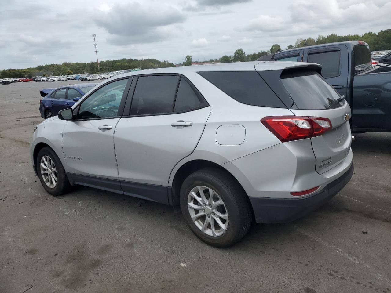 2020 Chevrolet Equinox Ls VIN: 3GNAXHEV0LS625800 Lot: 71945414