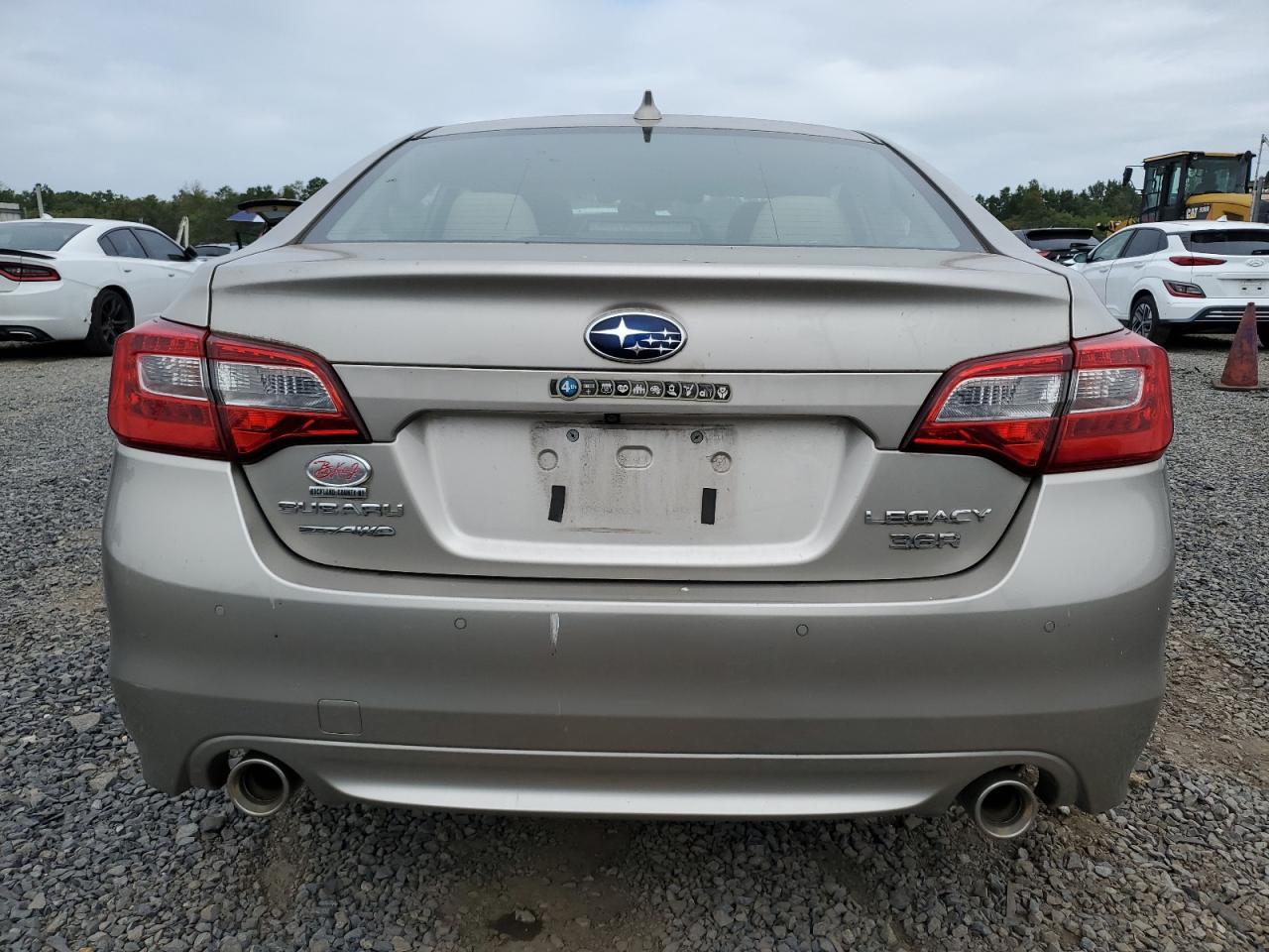 2017 Subaru Legacy 3.6R Limited VIN: 4S3BNEN63H3046615 Lot: 69893264