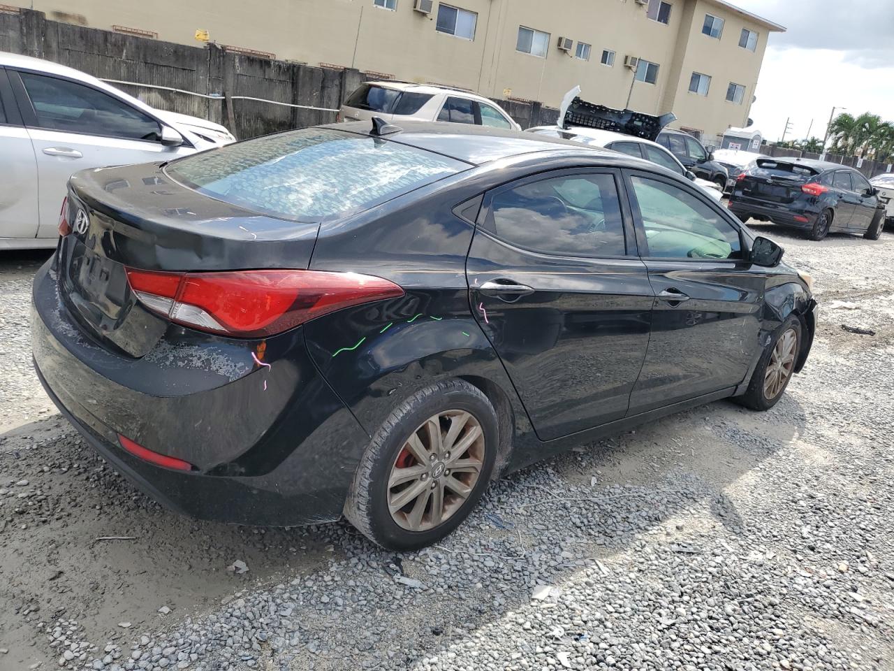 2014 Hyundai Elantra - Image 3
