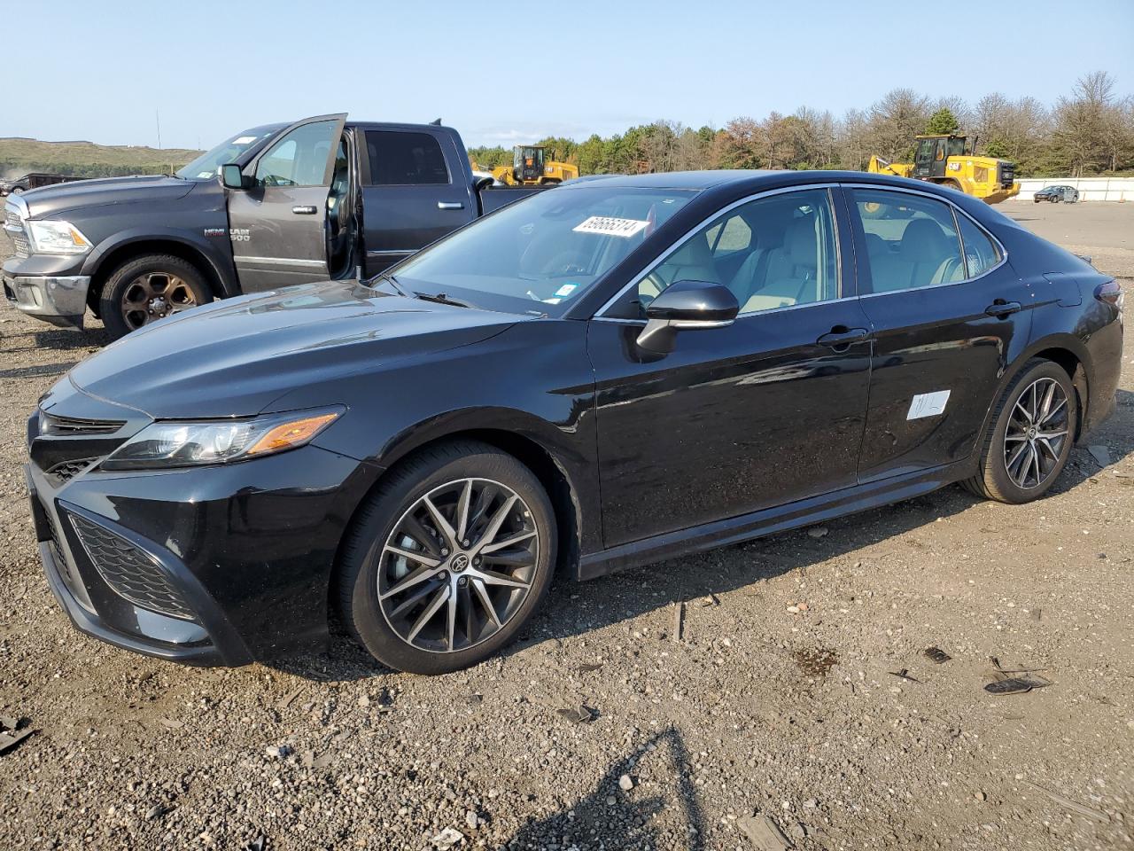 4T1G31AK7PU608012 2023 TOYOTA CAMRY - Image 1