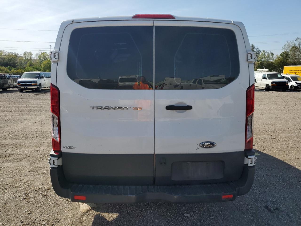 1FTYE1ZM0HKA86510 2017 Ford Transit T-150