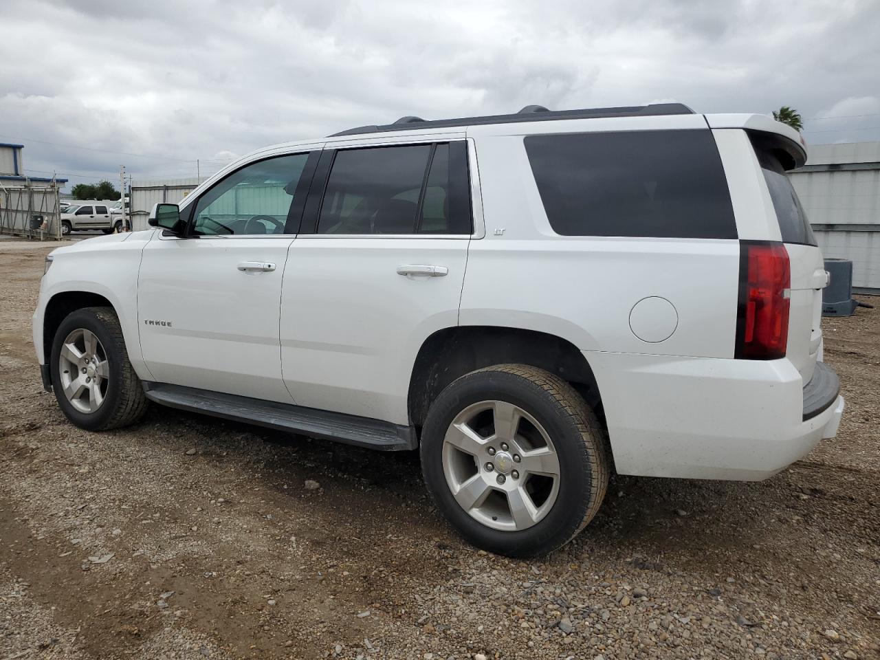 1GNSCBKC3GR162320 2016 CHEVROLET TAHOE - Image 2