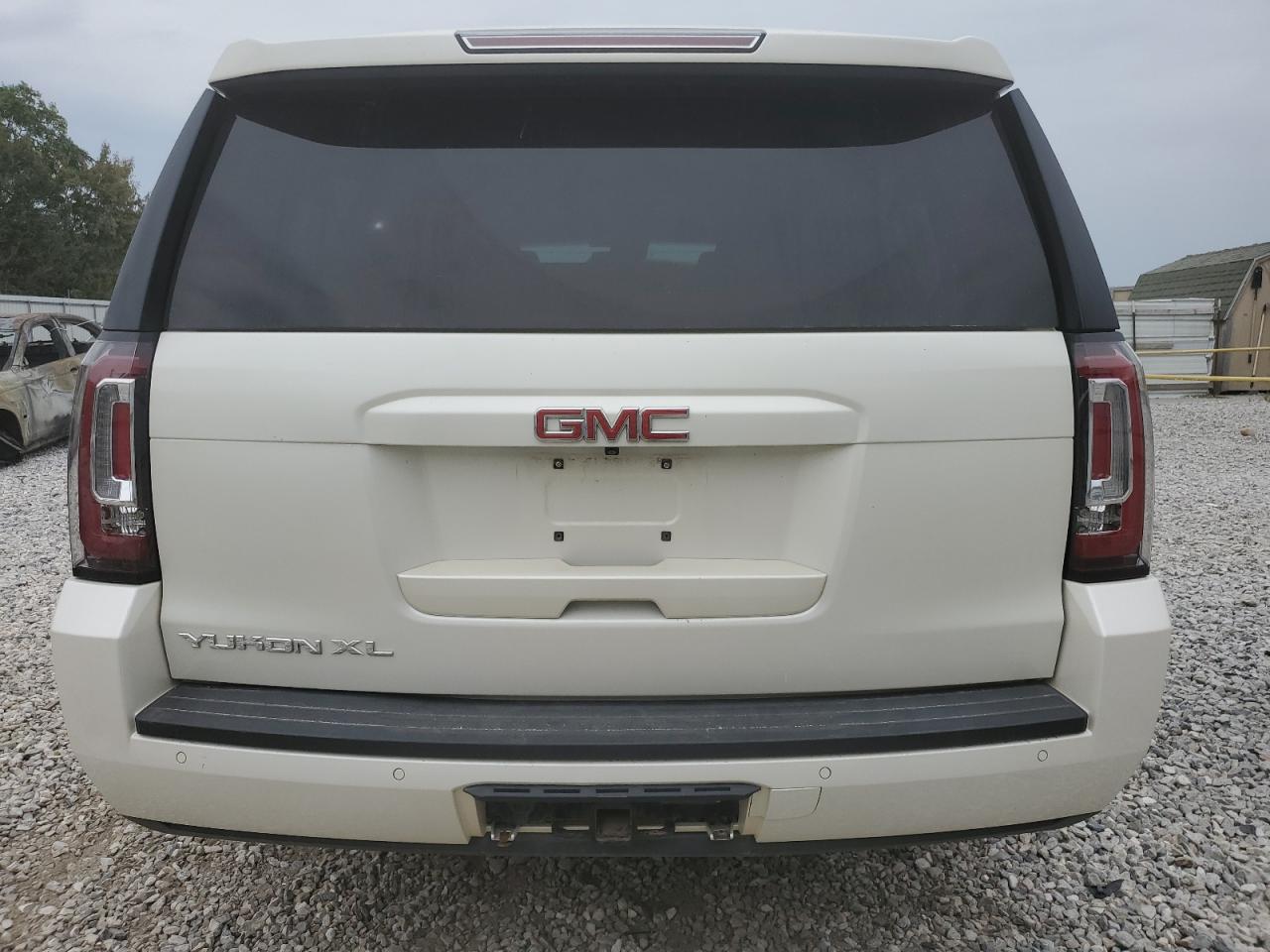 1GKS2HKC3FR296410 2015 GMC Yukon Xl K1500 Slt