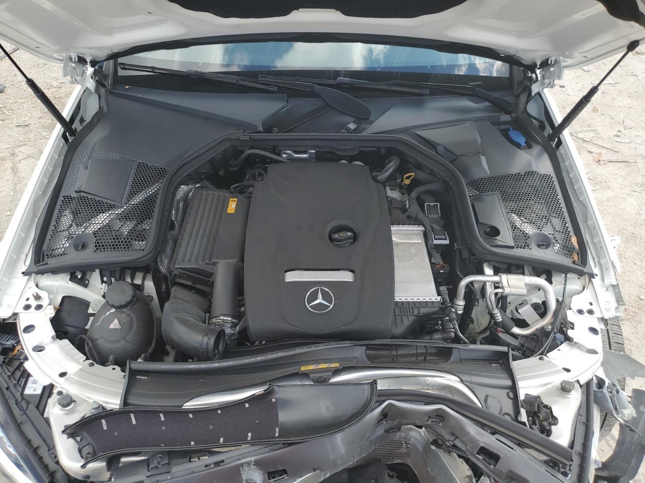 WDDWJ4JB0JF643936 2018 Mercedes-Benz C 300