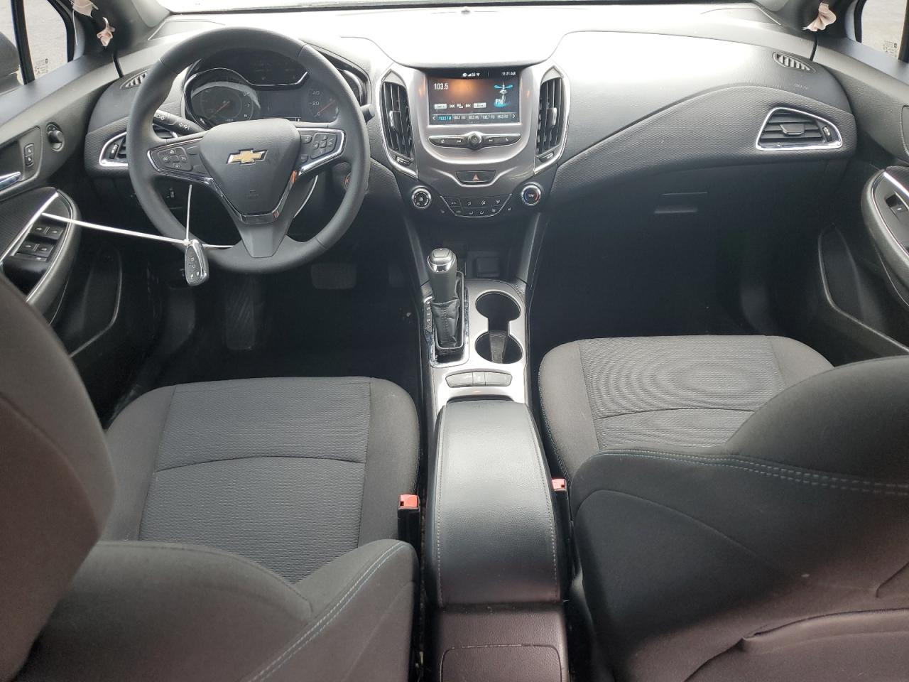 1G1BE5SM0J7208050 2018 Chevrolet Cruze Lt