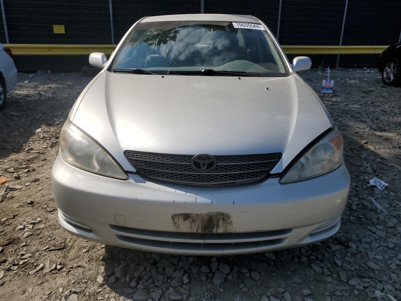 JTDBE32K740293458 2004 Toyota Camry Le