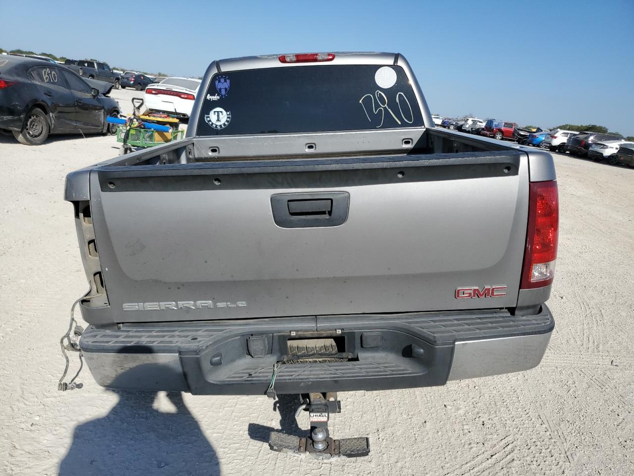 2008 GMC Sierra C1500 VIN: 2GTEC13J681337067 Lot: 73910054