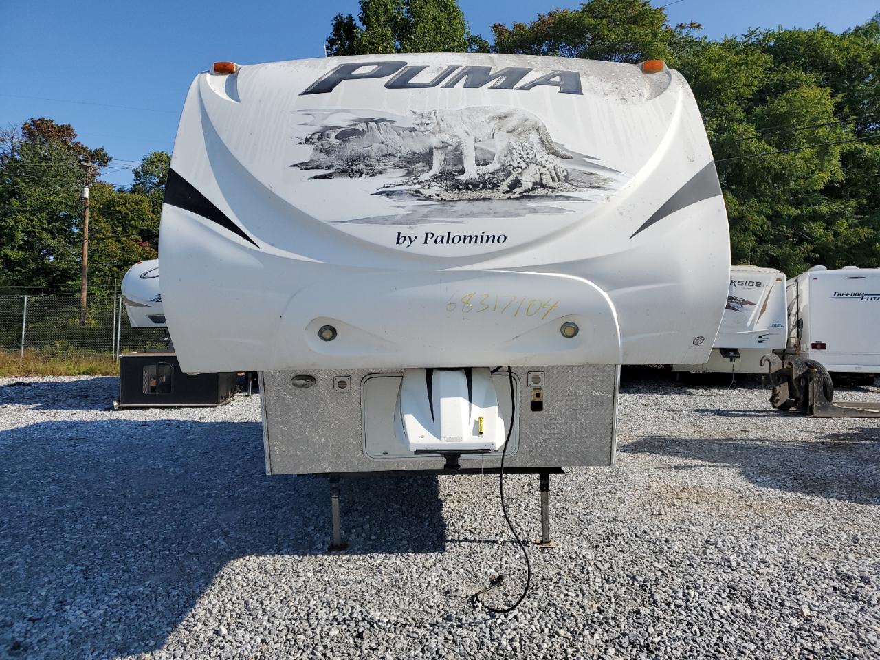 2011 Puma Trailer VIN: 4X4FPUA23BP032376 Lot: 68317104