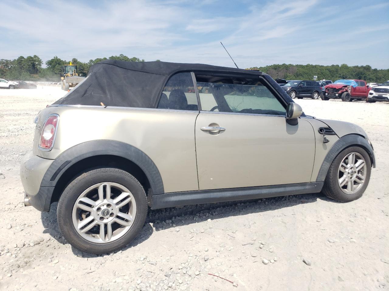 2011 Mini Cooper VIN: WMWZN3C54BT133246 Lot: 69780074