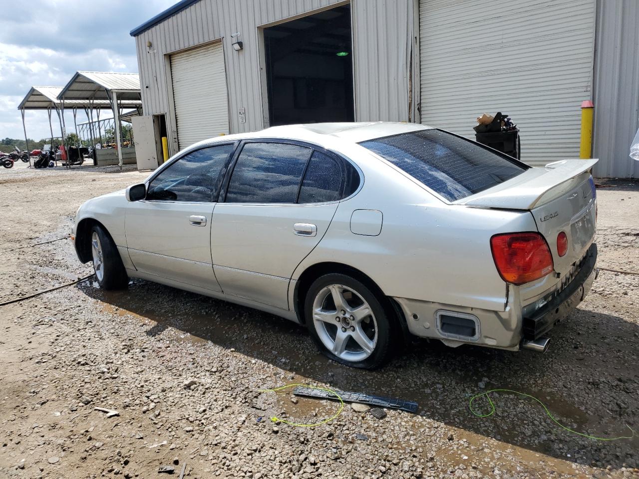 2002 Lexus GS - Image 2