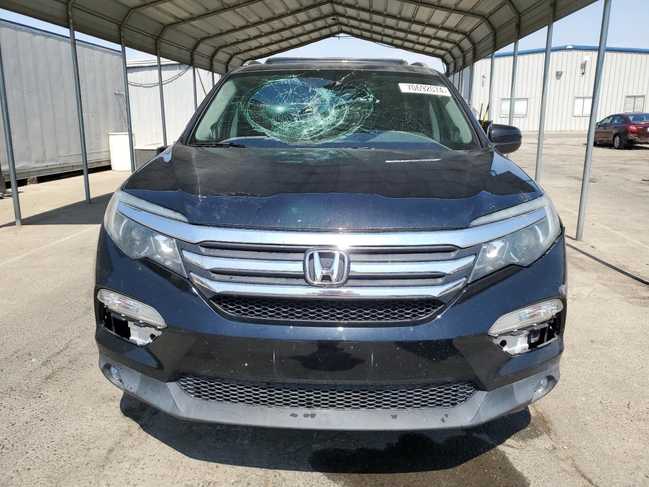 VIN 5FNYF5H51HB012234 2017 HONDA PILOT no.5