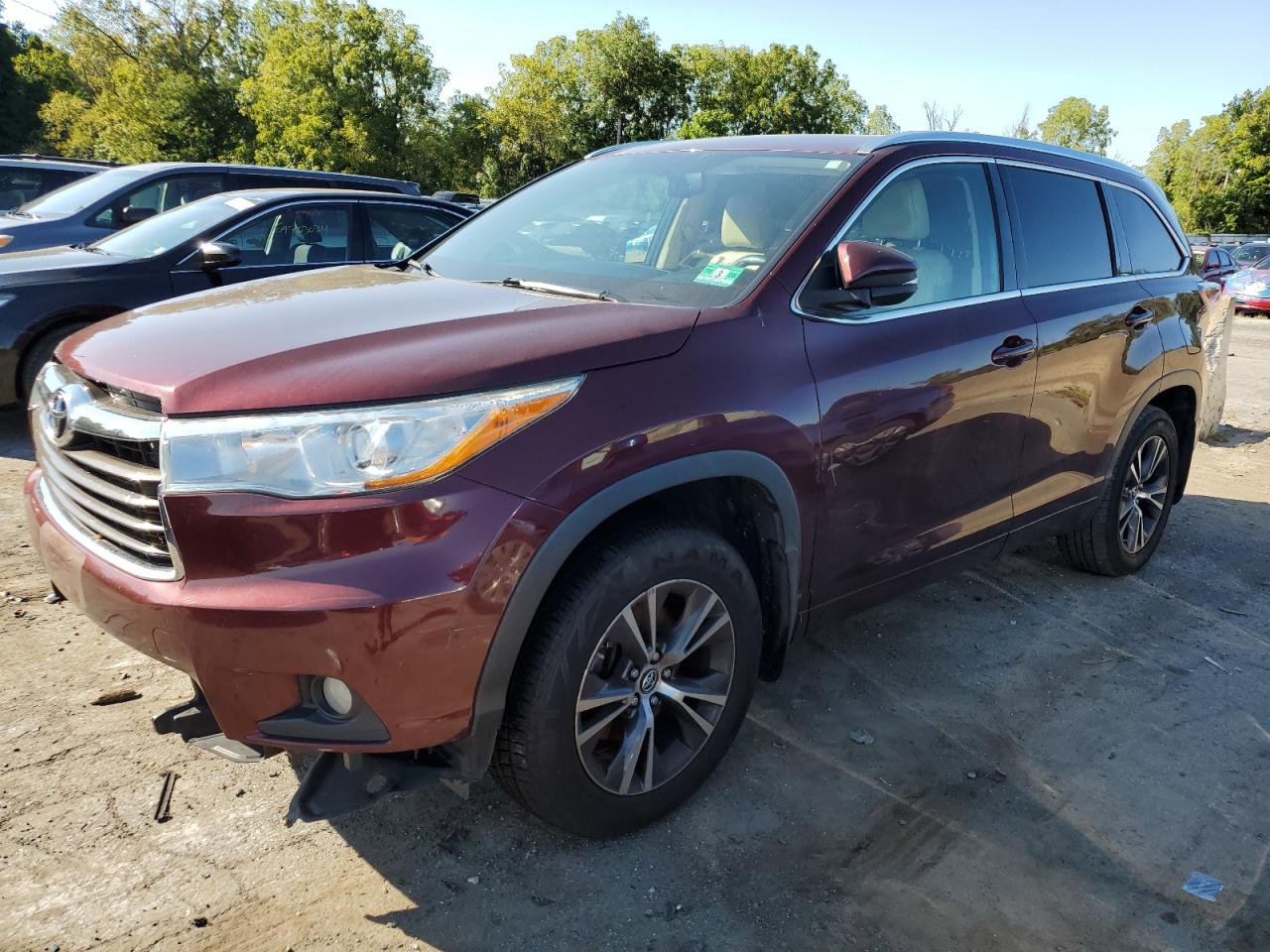 5TDJKRFH4GS340288 2016 TOYOTA HIGHLANDER - Image 1