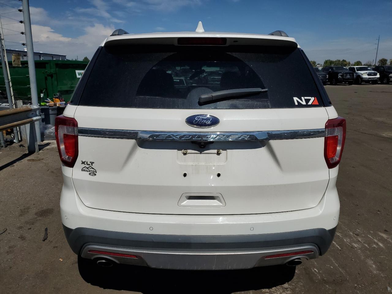 1FM5K7D81HGA01732 2017 Ford Explorer Xlt