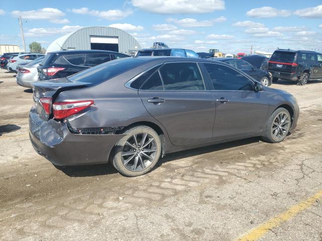  TOYOTA CAMRY 2015 Серый