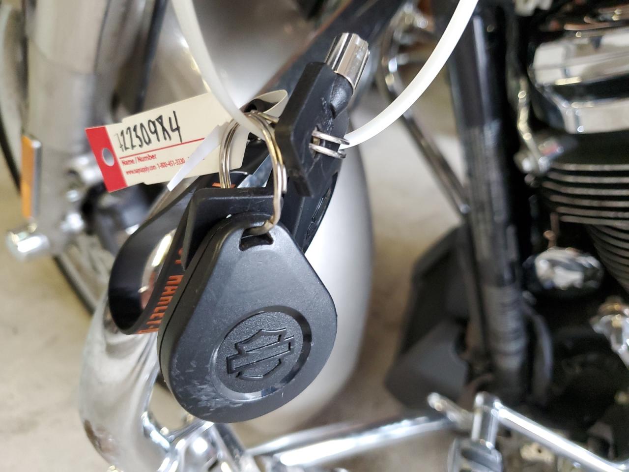 2018 Harley-Davidson Flhx Street Glide VIN: 1HD1KBC10JB668903 Lot: 72230984