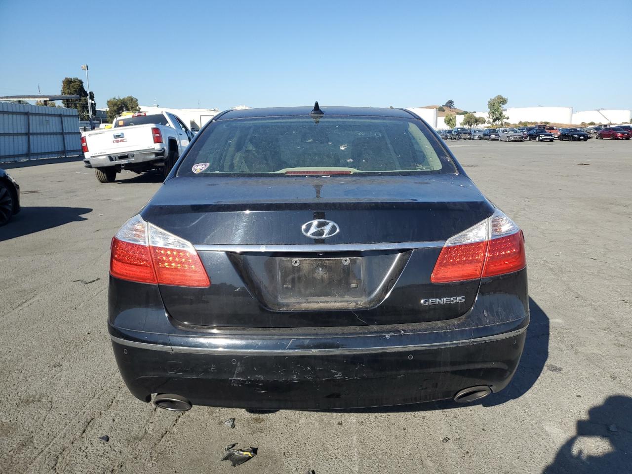 2010 Hyundai Genesis 3.8L VIN: KMHGC4DE1AU110144 Lot: 72545914