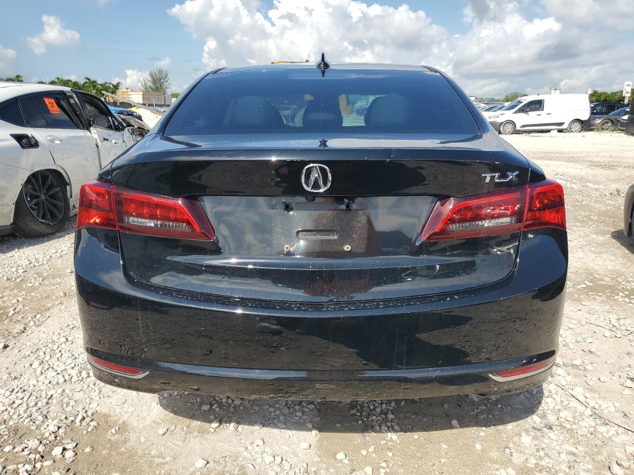 19UUB1F3XHA007533 2017 Acura Tlx