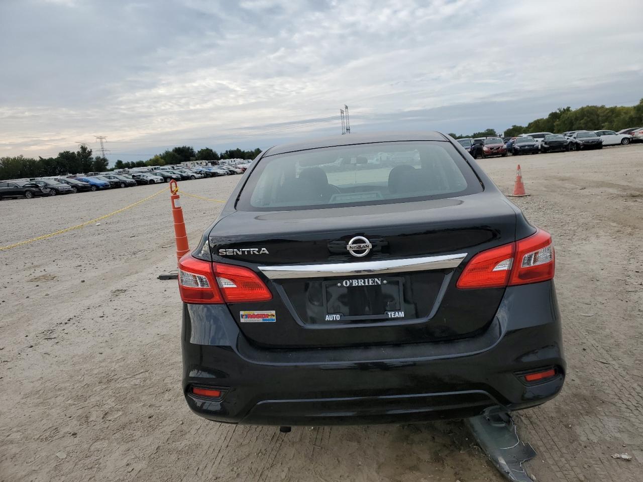 3N1AB7AP8KY393339 2019 Nissan Sentra S