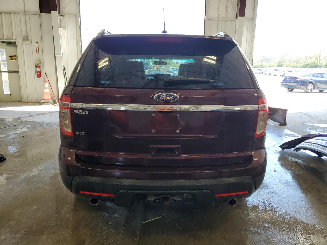 1FMHK7D85BGA71092 2011 Ford Explorer Xlt