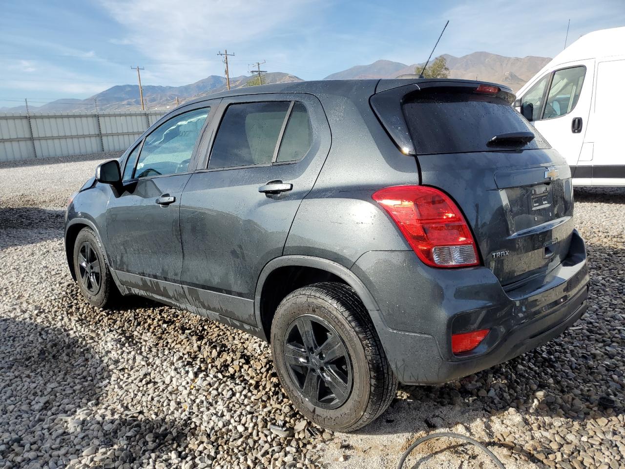 2019 Chevrolet Trax - Image 2