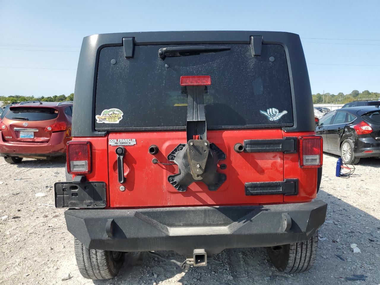 1C4HJWEG6GL102663 2016 Jeep Wrangler Unlimited Sahara