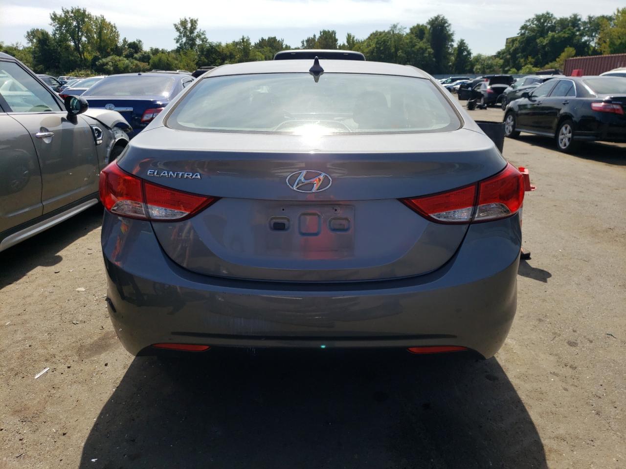 5NPDH4AE1DH161896 2013 Hyundai Elantra Gls