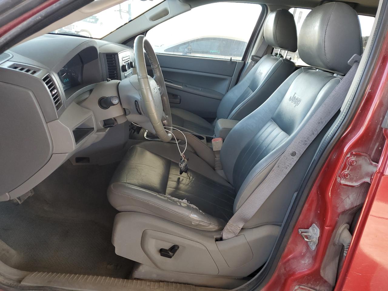 1J4GR48K25C696314 2005 Jeep Grand Cherokee Laredo