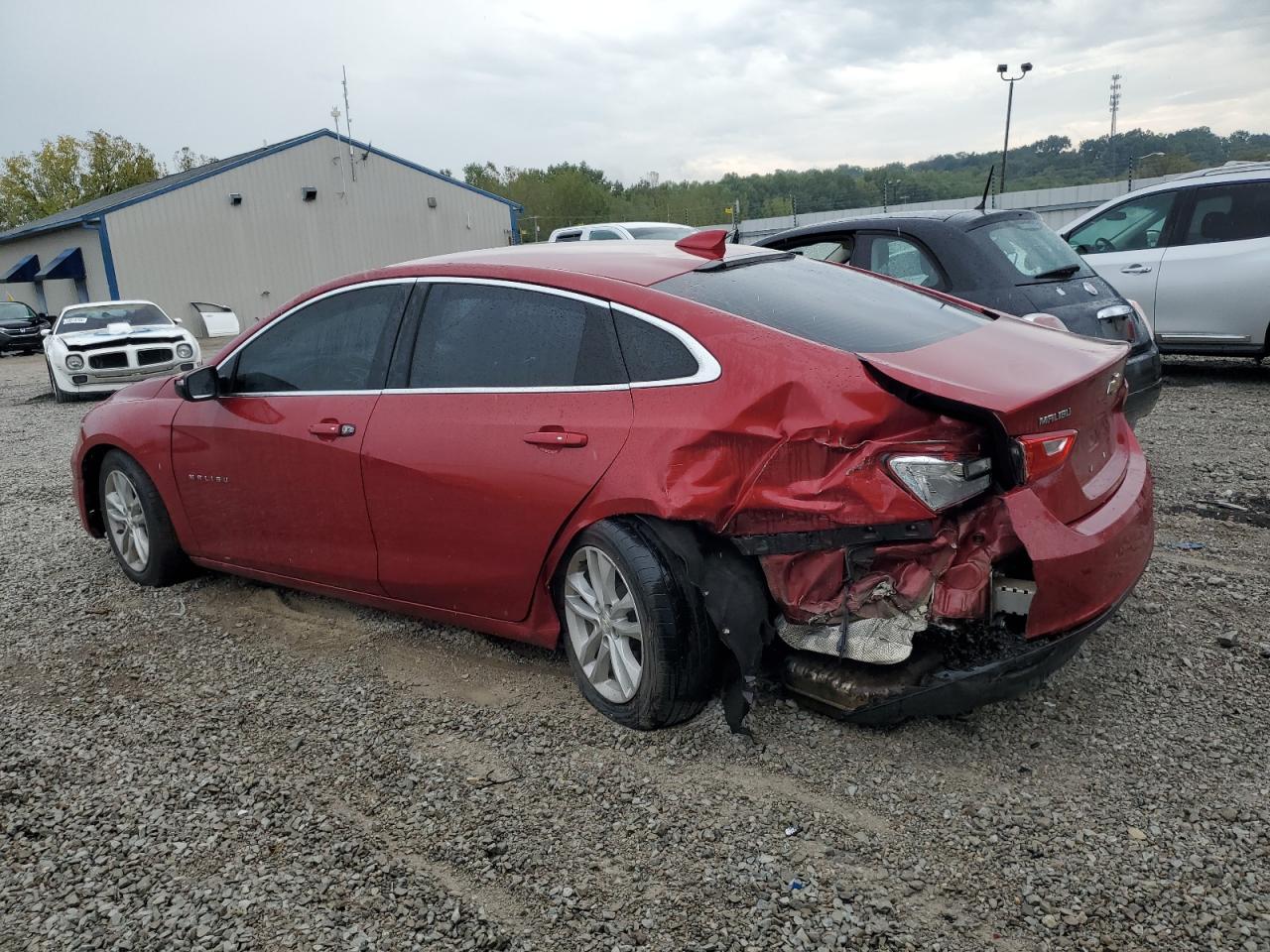 2016 Chevrolet Malibu - Image 2