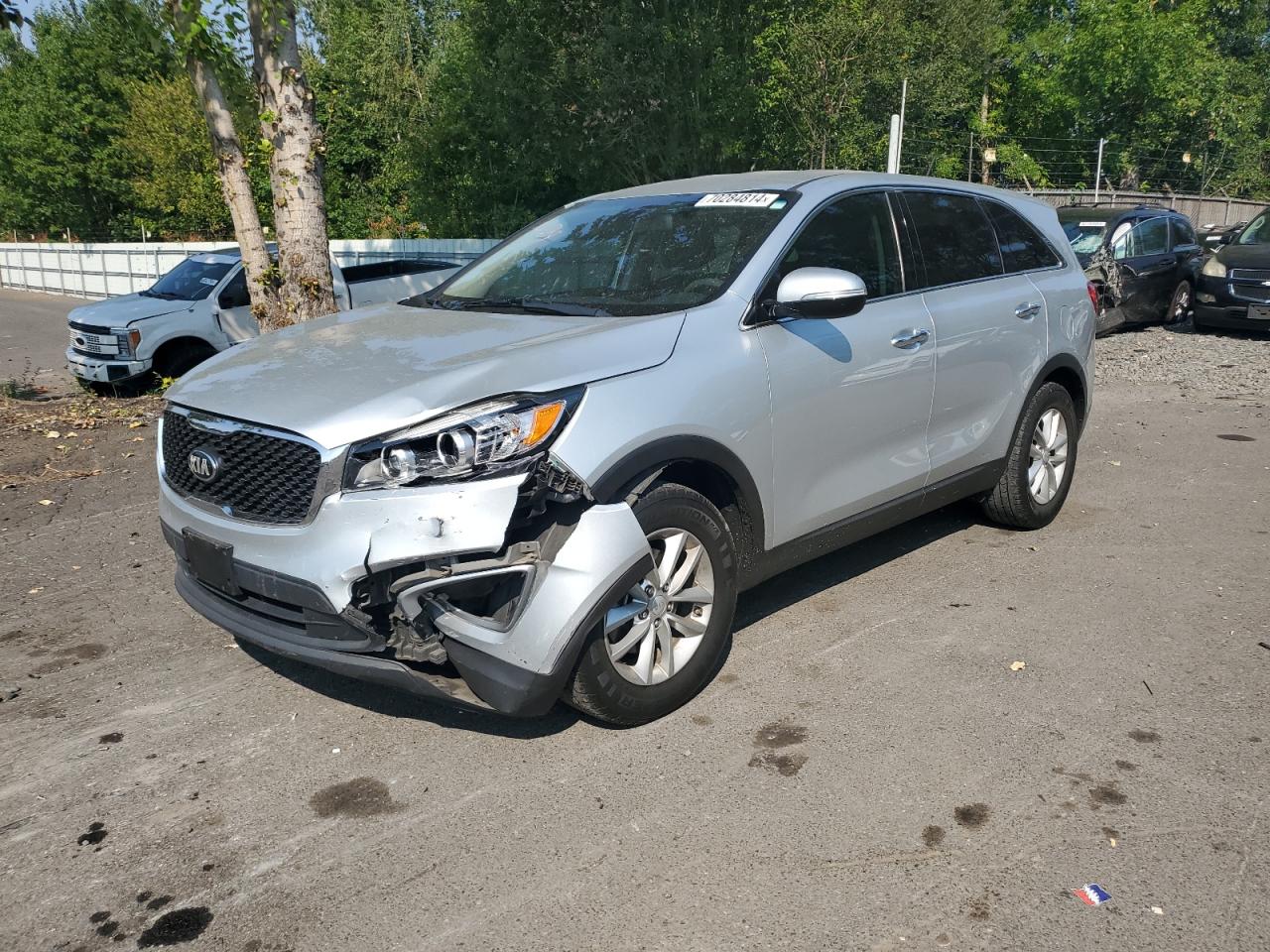 2017 Kia Sorento - Image 1