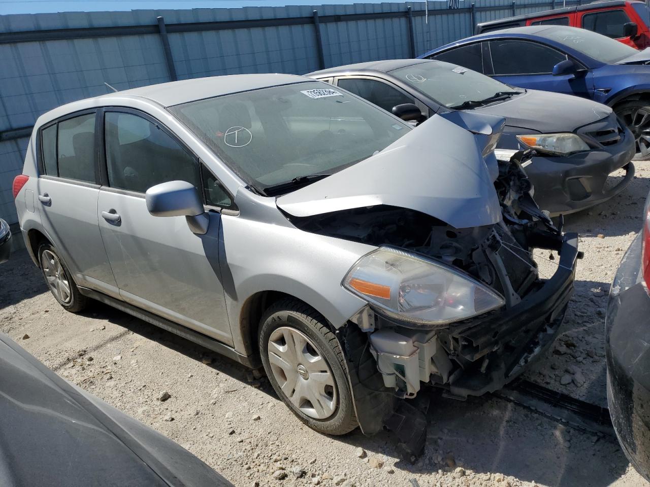 2012 Nissan Versa - Image 4