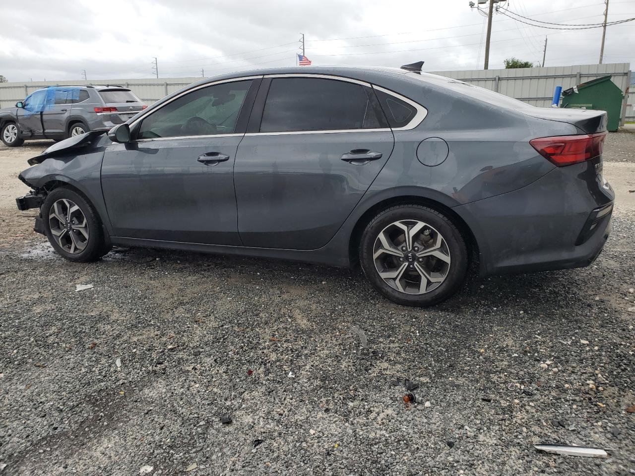 3KPF54AD2KE082375 2019 KIA FORTE - Image 2