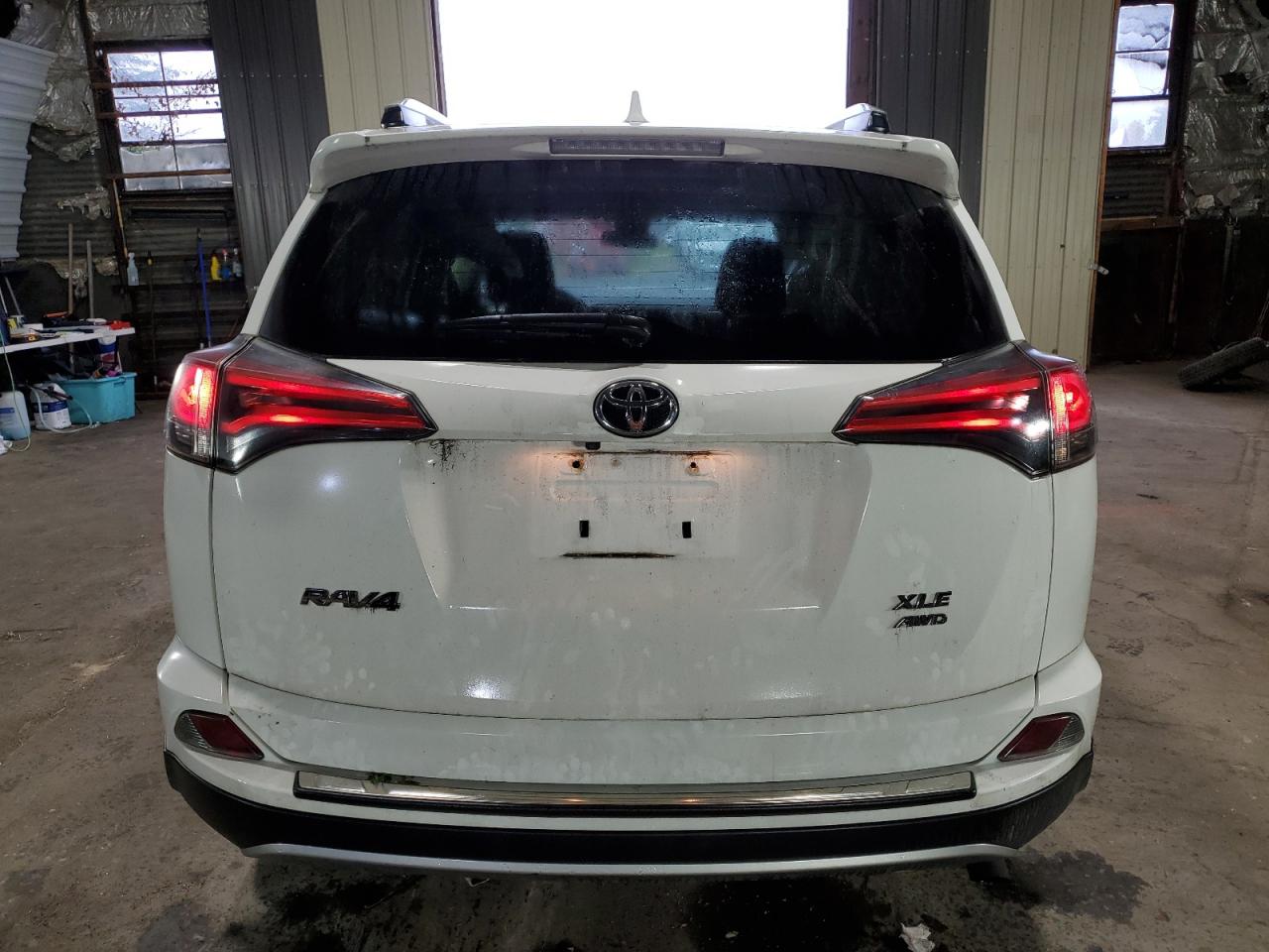 JTMRFREV6JD228383 2018 Toyota Rav4 Adventure