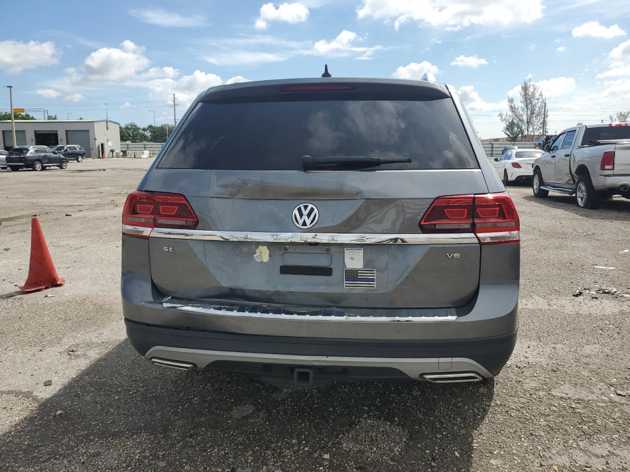 2019 Volkswagen Atlas Se VIN: 1V2WR2CA3KC563415 Lot: 72209964