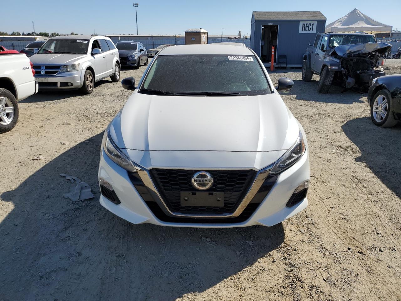 2021 Nissan Altima - Image 5