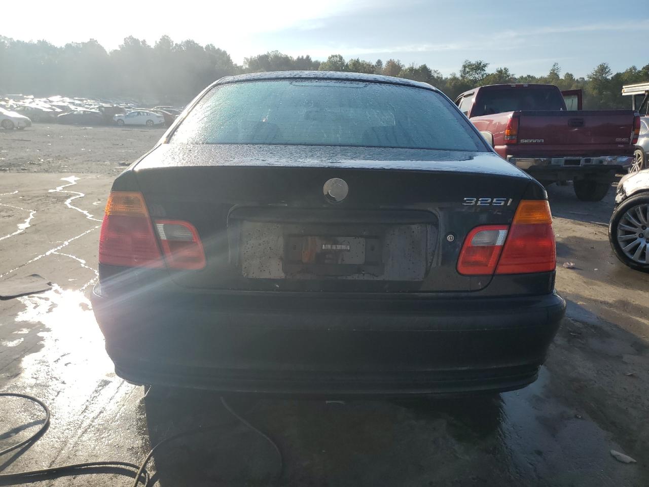 WBAAN374X1NJ12774 2001 BMW 325 I